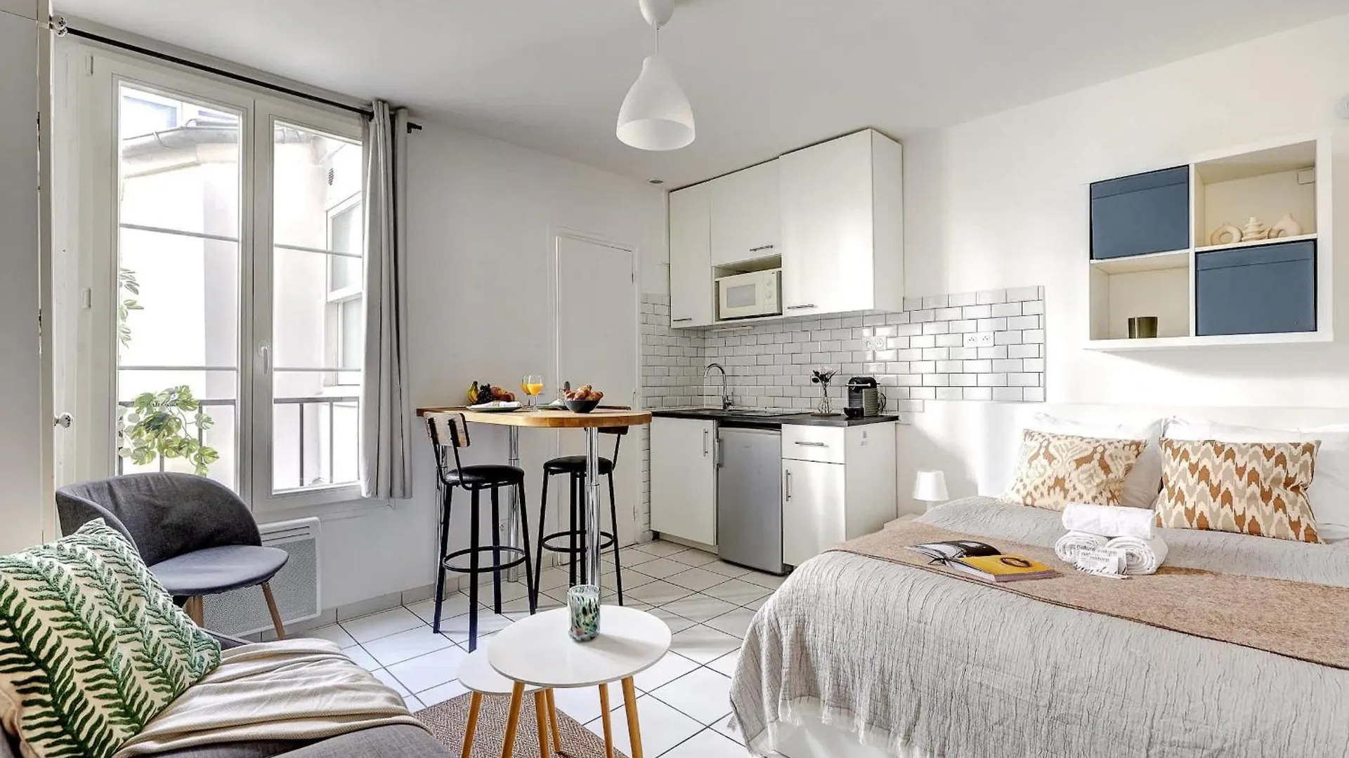 Cozy Stay Near Eiffel Tower & Invalides & Seine Paris