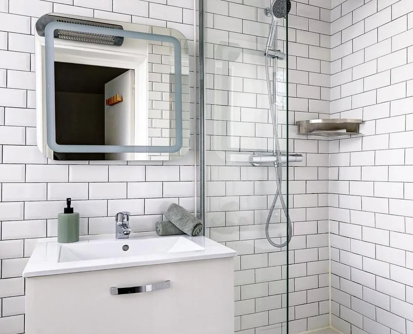 Apartamento Cozy Stay Near Eiffel Tower & Invalides & Seine Flat Paris França