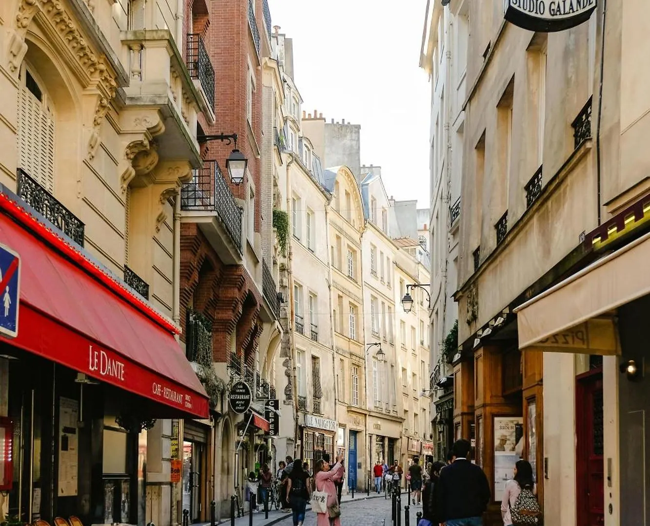 Cozy Stay Near Eiffel Tower & Invalides & Seine Flat Παρίσι